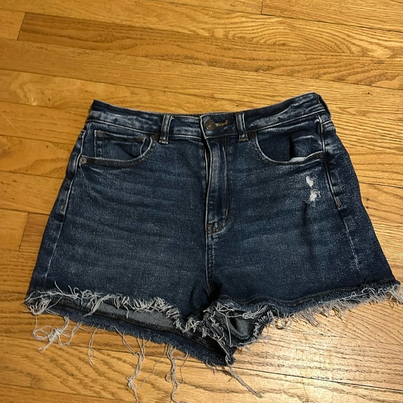 American Eagle Shorts size 6 - Picture 1 of 8